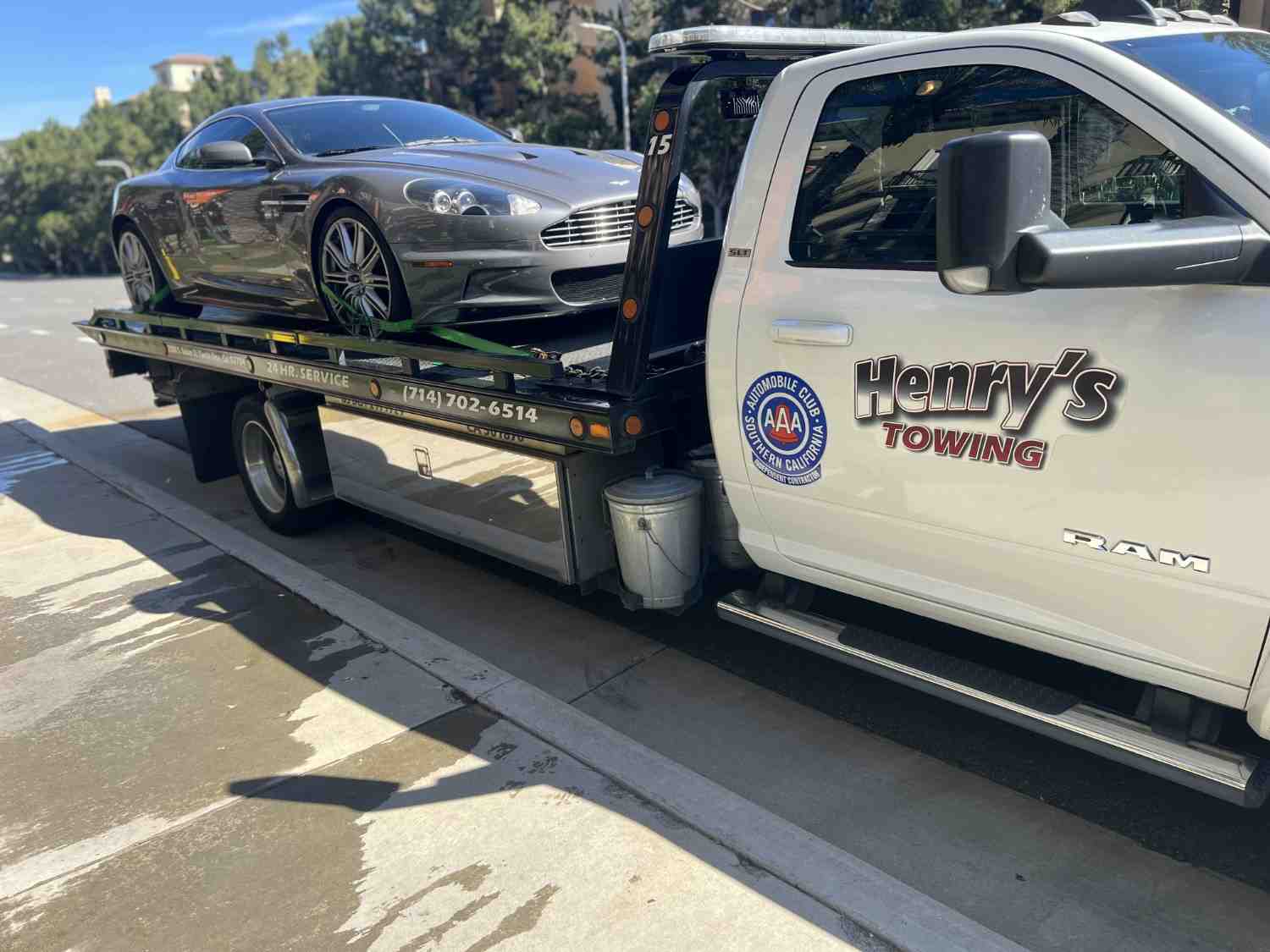 How to Identify a Reliable Towing Company in Santa Ana?