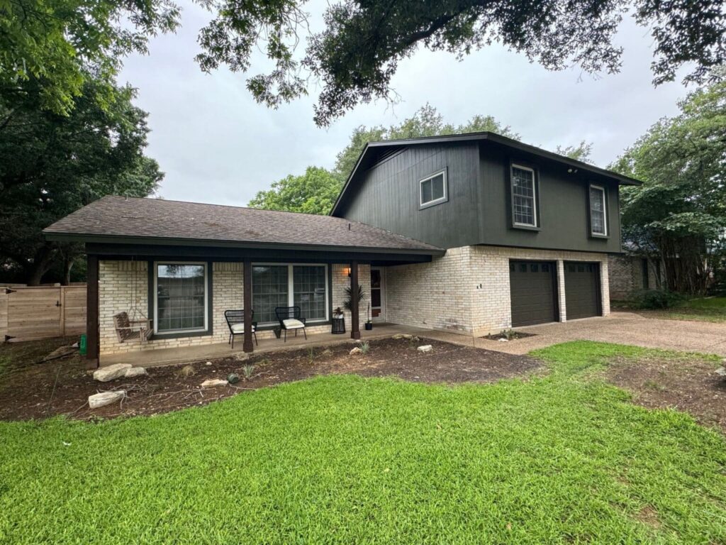 trusted siding contractor Austin